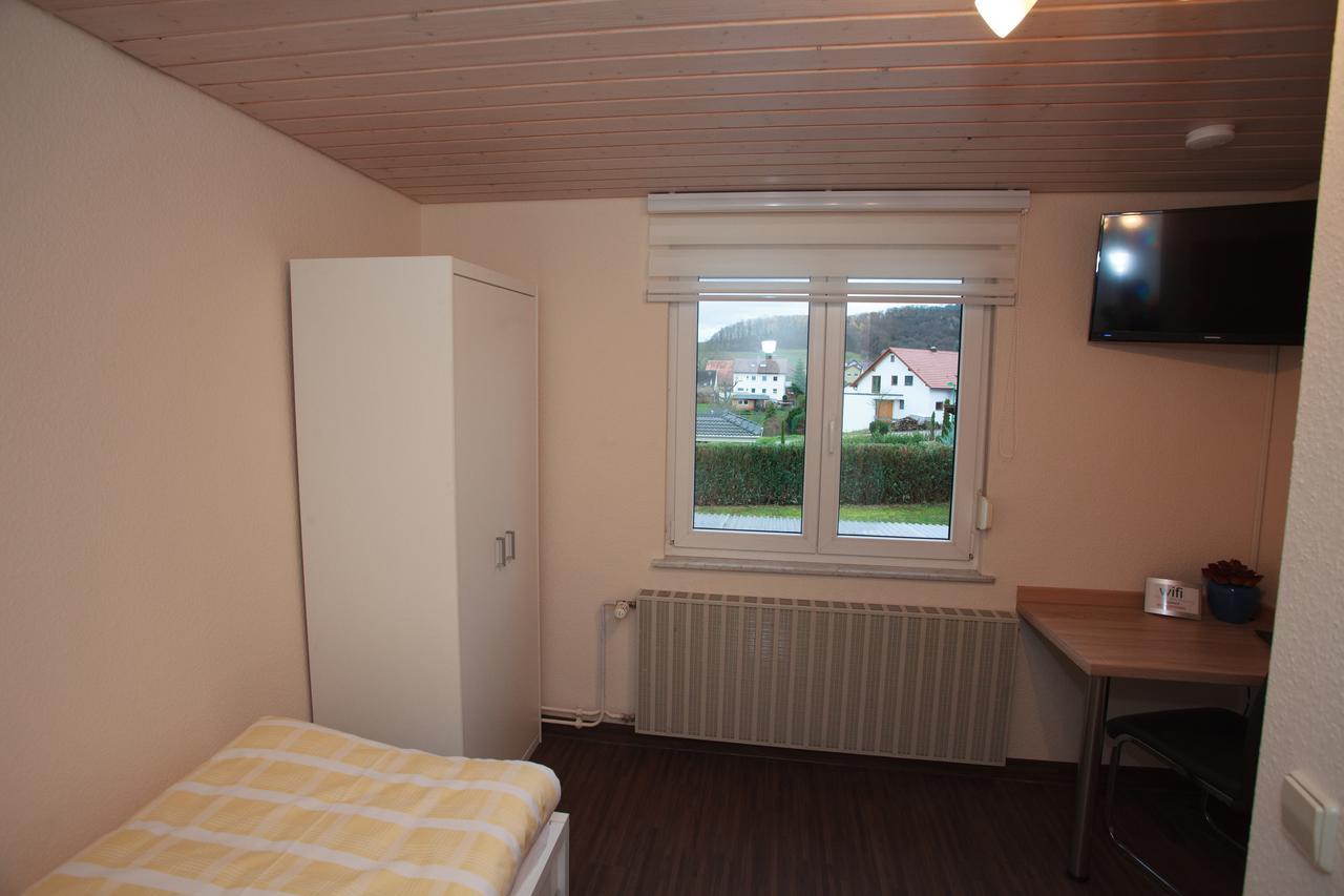 Haus Am Asang Hotel Löwenstein Eksteriør billede